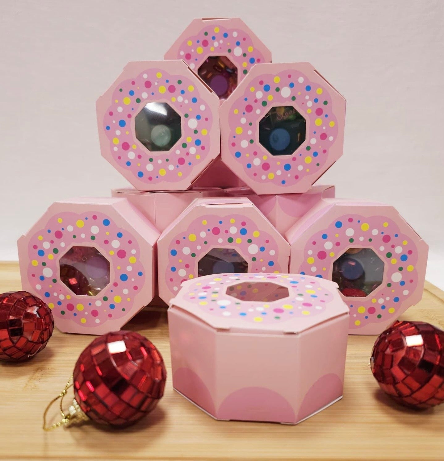Remeltable Pink Doughnut Picky Pad & Silicone Mould (Re-meltable/ Reusable)